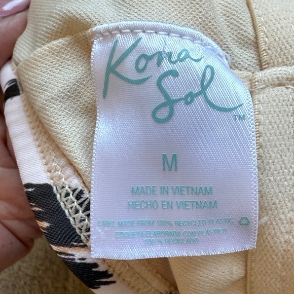 Kona Sol Leopard Print Tortoise Ring Racer Back One Piece Swimsuit Size Medium - Picture 14 of 16